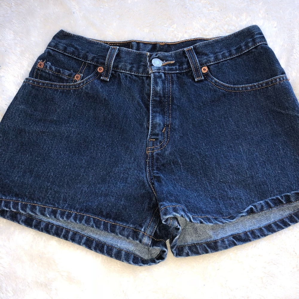 LEVIS’S high waisted shorts